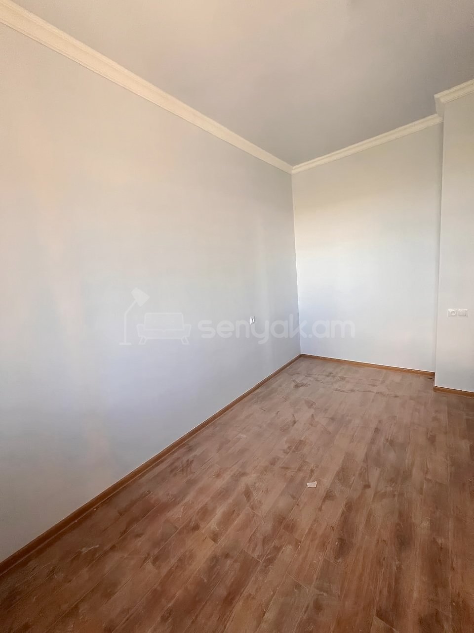 4 Սենյականոց Բնակարան Նորակառույցում, 122քմ, 9/15 հարկ, Կապիտալ Վերանորոգված