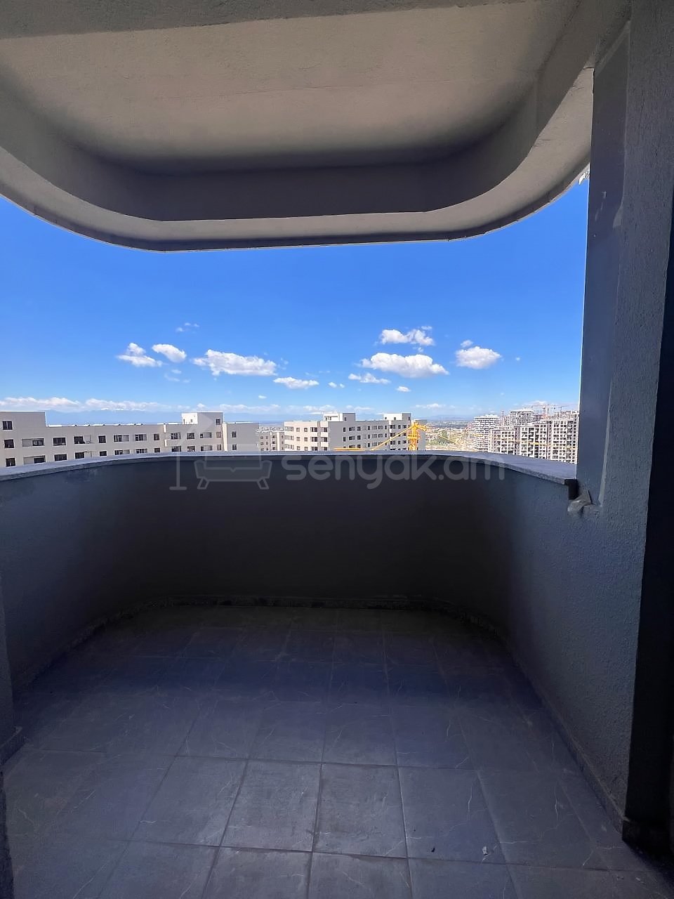 4 Սենյականոց Բնակարան Նորակառույցում, 122քմ, 9/15 հարկ, Կապիտալ Վերանորոգված