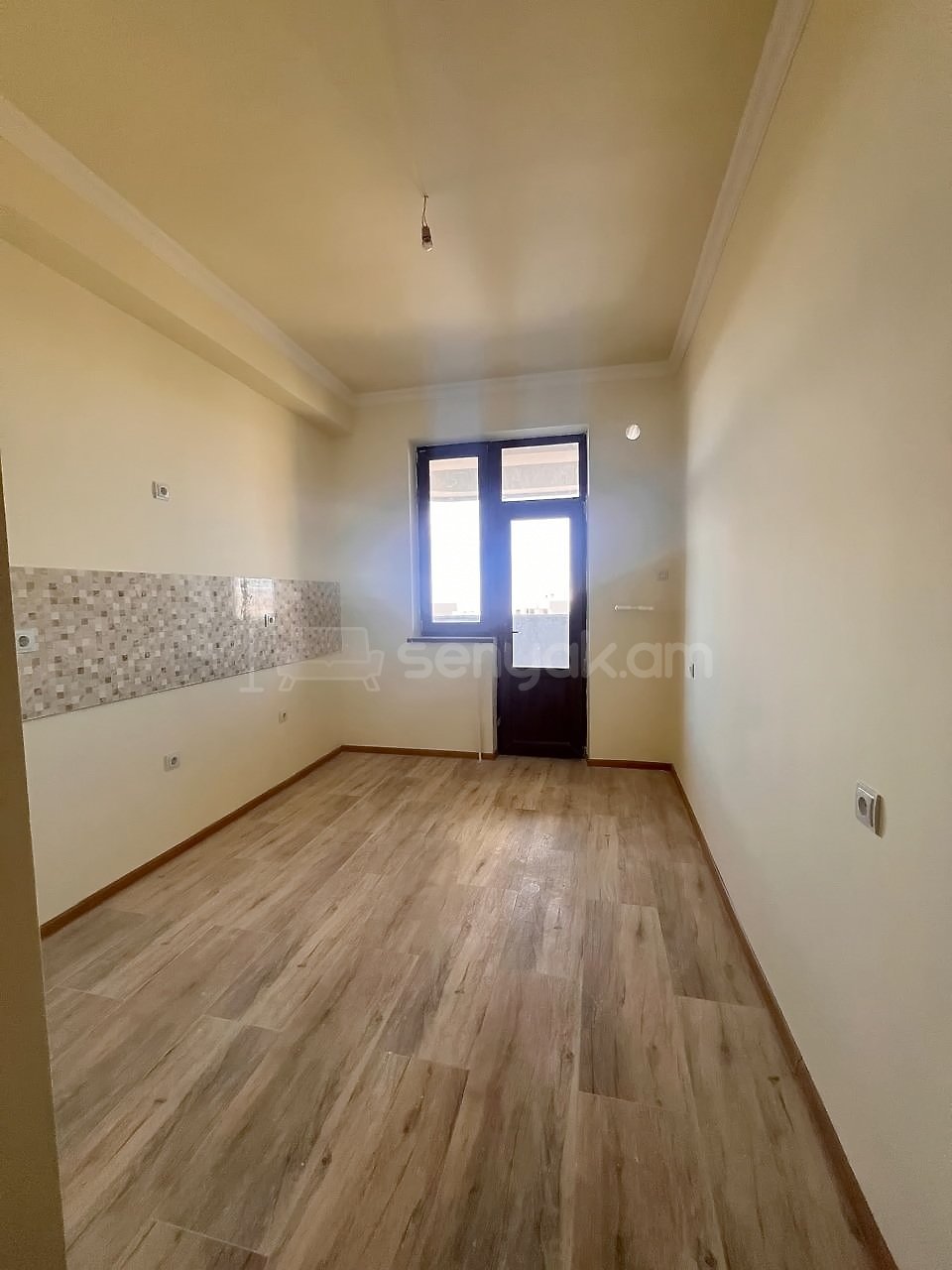 4 Սենյականոց Բնակարան Նորակառույցում, 122քմ, 9/15 հարկ, Կապիտալ Վերանորոգված