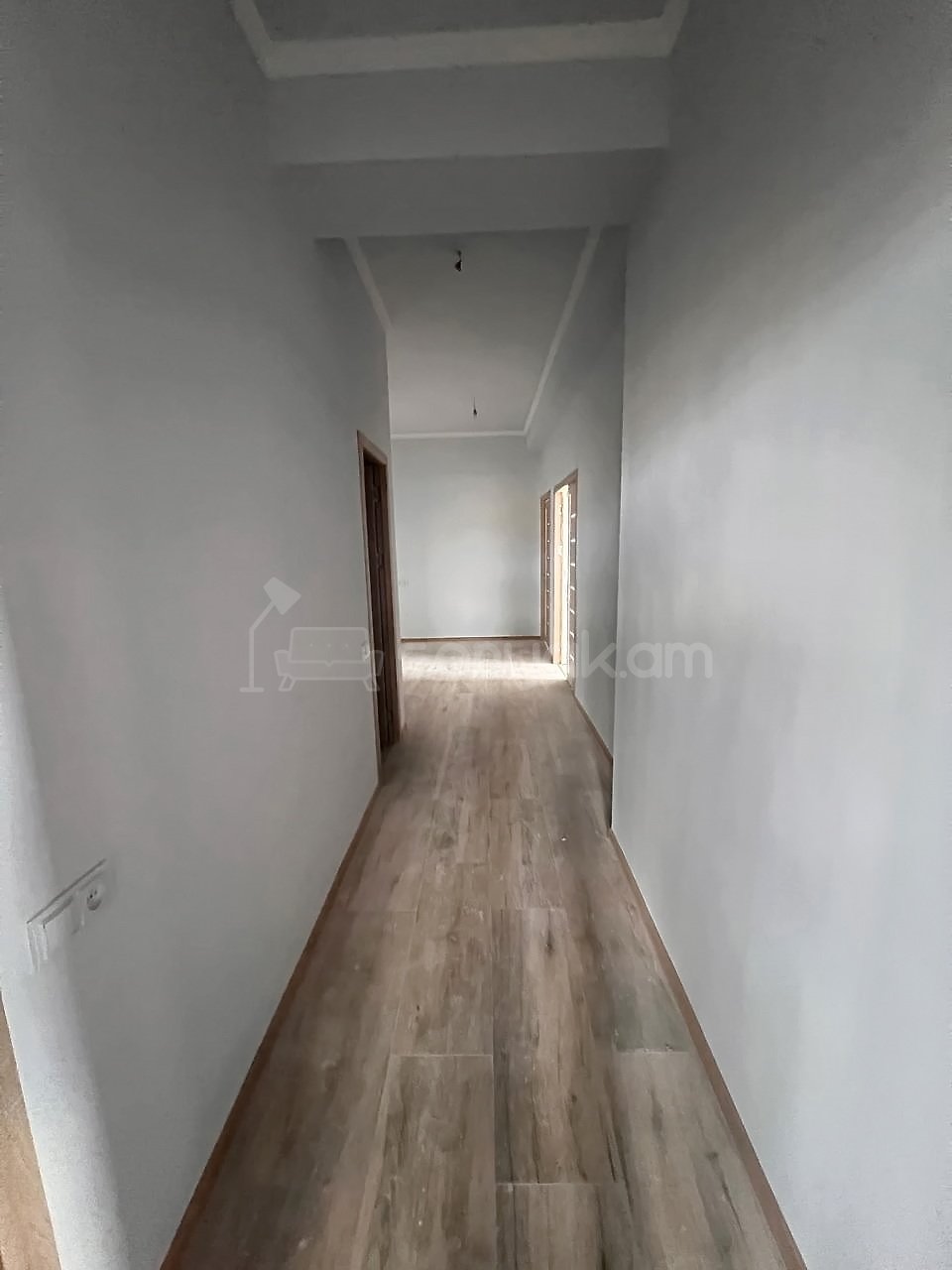 4 Սենյականոց Բնակարան Նորակառույցում, 122քմ, 9/15 հարկ, Կապիտալ Վերանորոգված