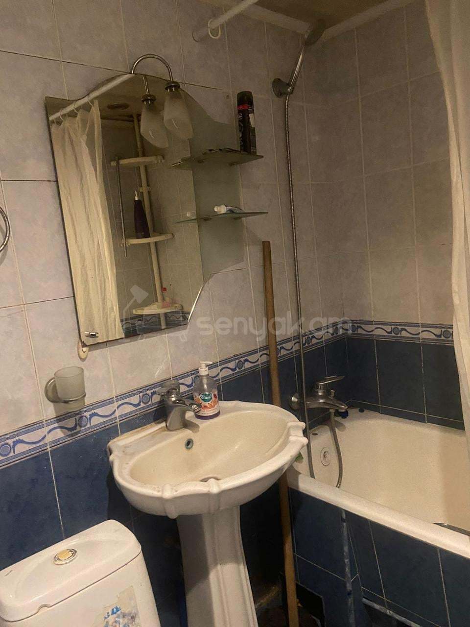 3 Սենյականոց Բնակարան Քարե Շենքում, 67քմ, 3/4 հարկ, Կոսմետիկ Վերանորոգված