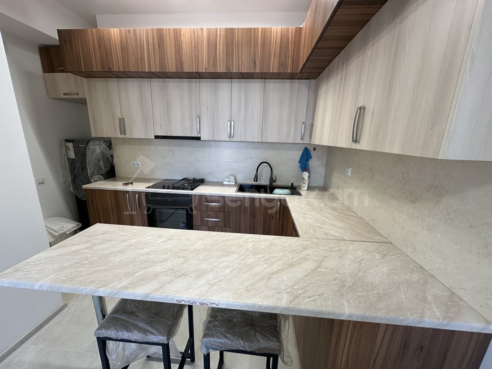 2 Սենյականոց Բնակարան Նորակառույցում, 65քմ, 4/16 հարկ, Կապիտալ Վերանորոգված, Կահավորված