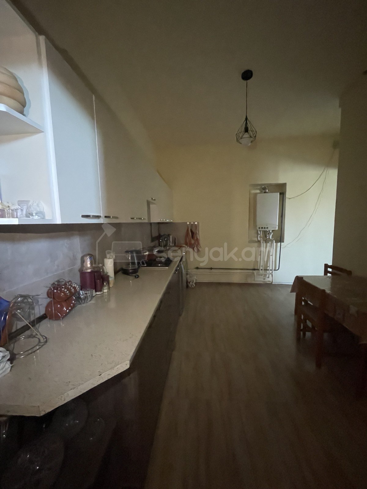 5 Սենյականոց Սեփական Տուն, 200քմ, Նորմալ Վիճակում, Կահավորված