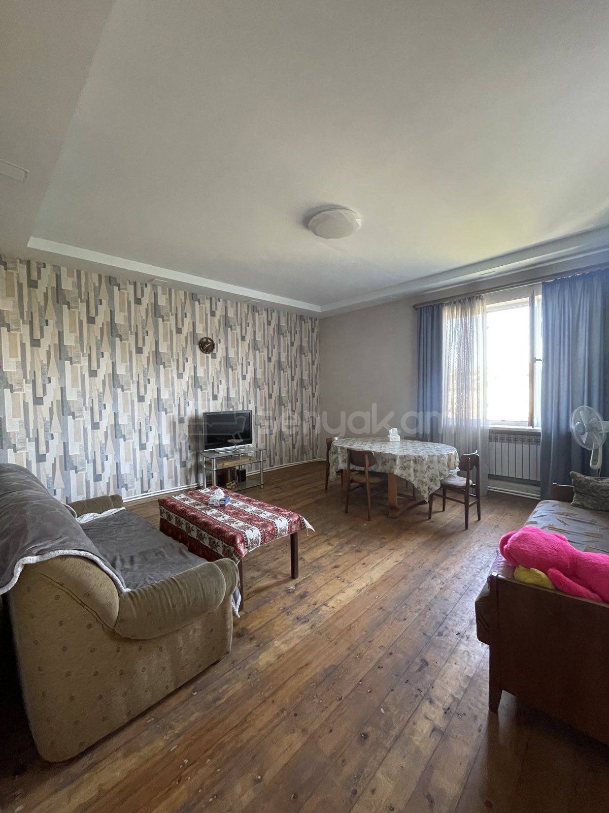 5 Սենյականոց Սեփական Տուն, 200քմ, Նորմալ Վիճակում, Կահավորված