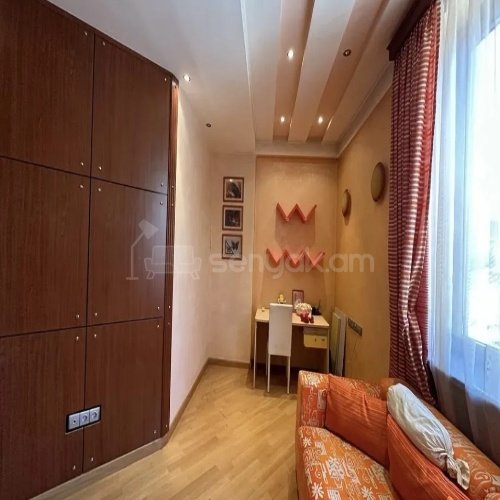 4 Սենյականոց Բնակարան Նորակառույցում, 135քմ, 8/11 հարկ, Կապիտալ Վերանորոգված, Կահավորված, Արևկող