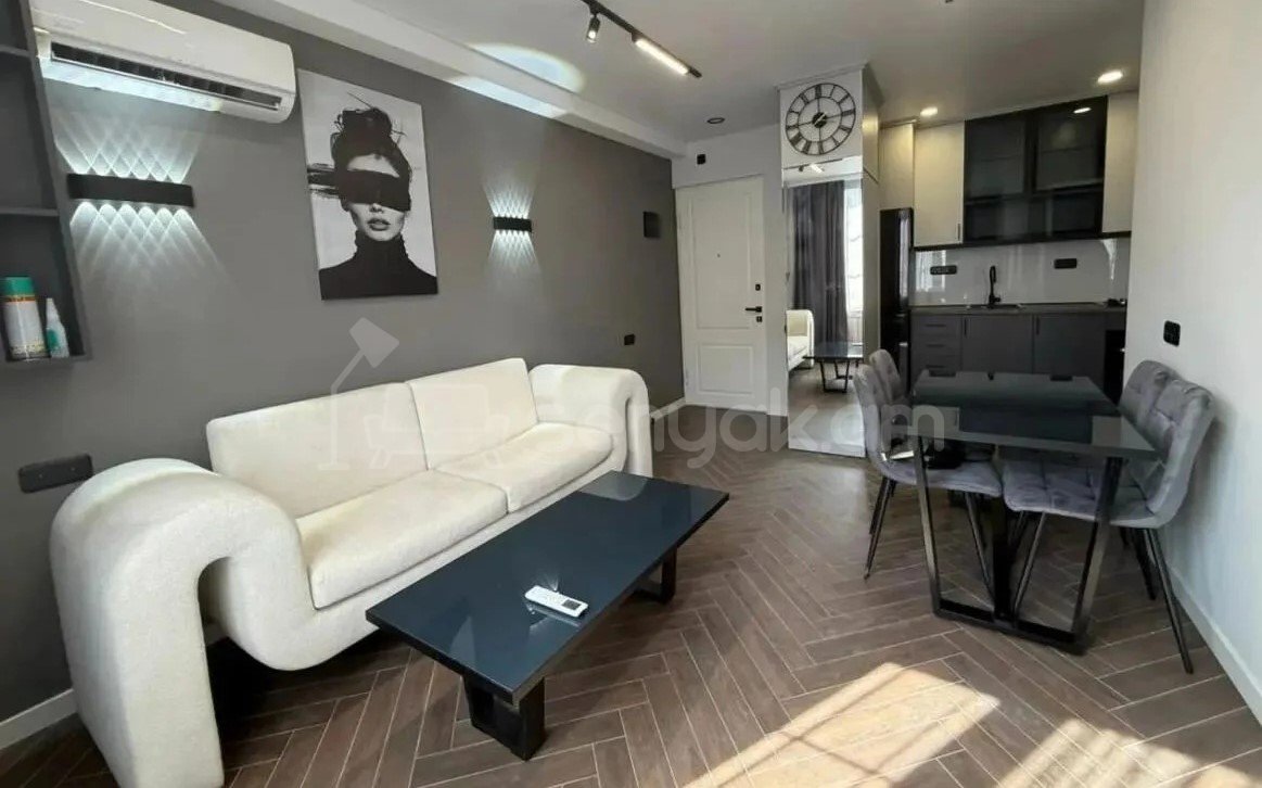 2 Սենյականոց Բնակարան, 38քմ, 6/11 հարկ, Կապիտալ Վերանորոգված