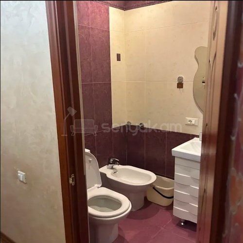 4 Սենյականոց Բնակարան Նորակառույցում, 120քմ, 3/17 հարկ, Կապիտալ Վերանորոգված, Կահավորված, Արևկող