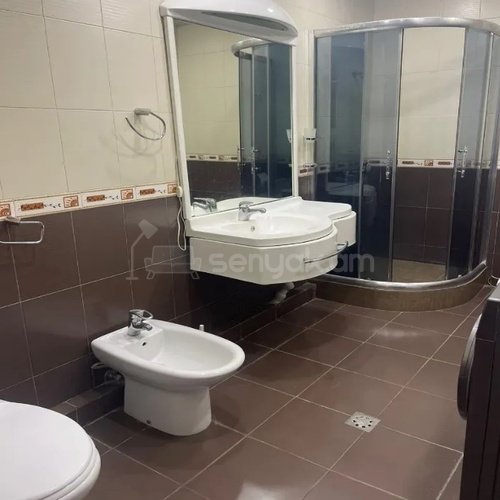 4 Սենյականոց Բնակարան Նորակառույցում, 170քմ, 5/13 հարկ, Կապիտալ Վերանորոգված, Կահավորված, Արևկող