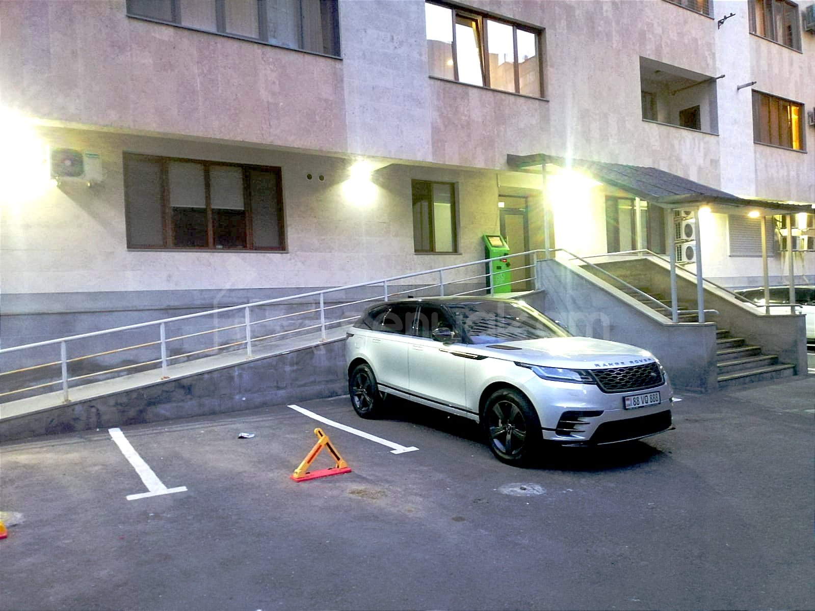 1 Սենյականոց Բնակարան Նորակառույցում, 35քմ, 5/9 հարկ, Դիզայներական Վերանորոգված, Կահավորված, Արևկող