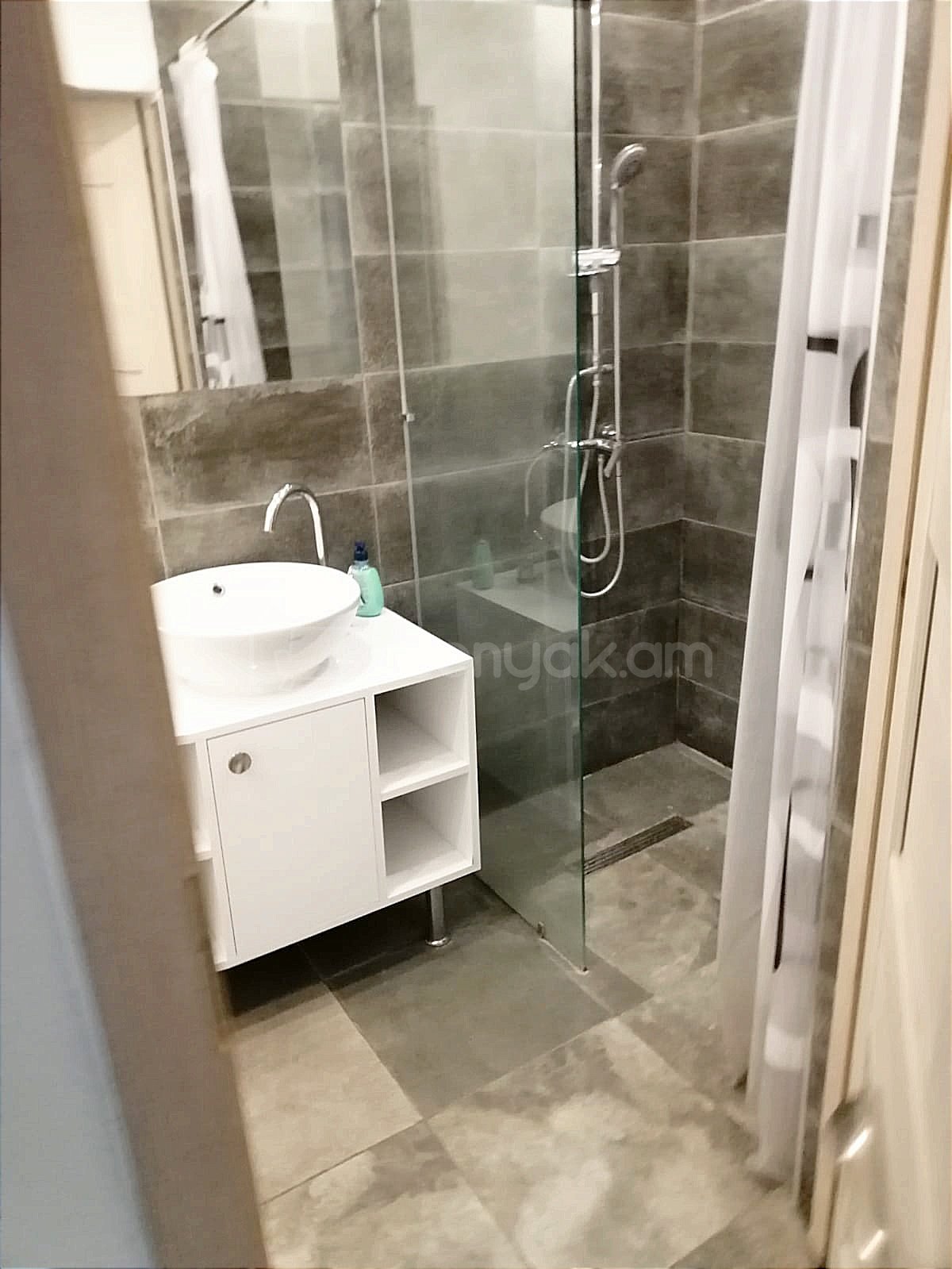 1 Սենյականոց Բնակարան Նորակառույցում, 35քմ, 5/9 հարկ, Դիզայներական Վերանորոգված, Կահավորված, Արևկող