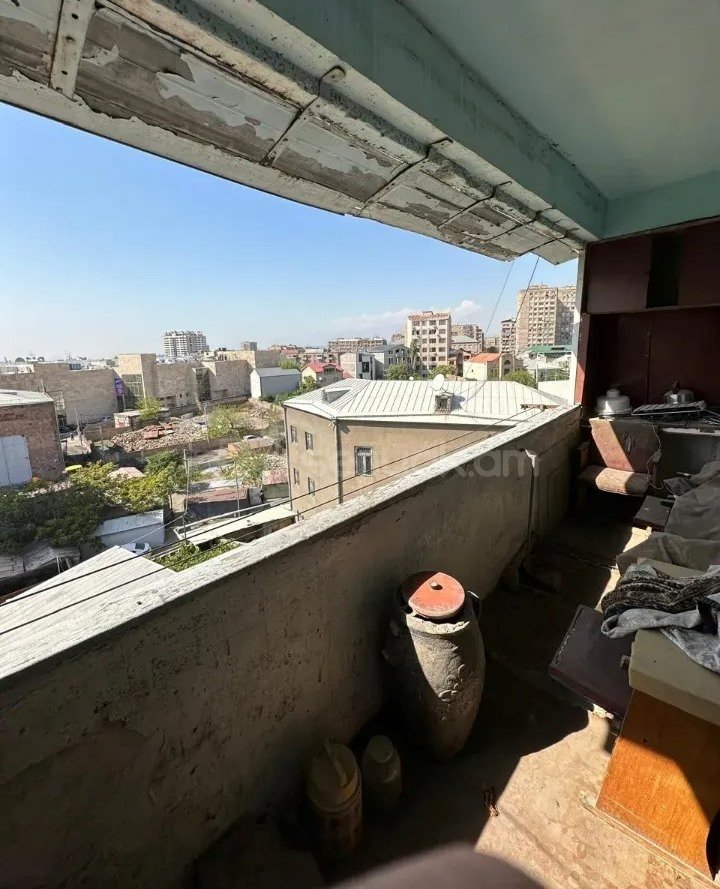 3 Սենյականոց Բնակարան, 72քմ, 6/9 հարկ, Պետական Վիճակում