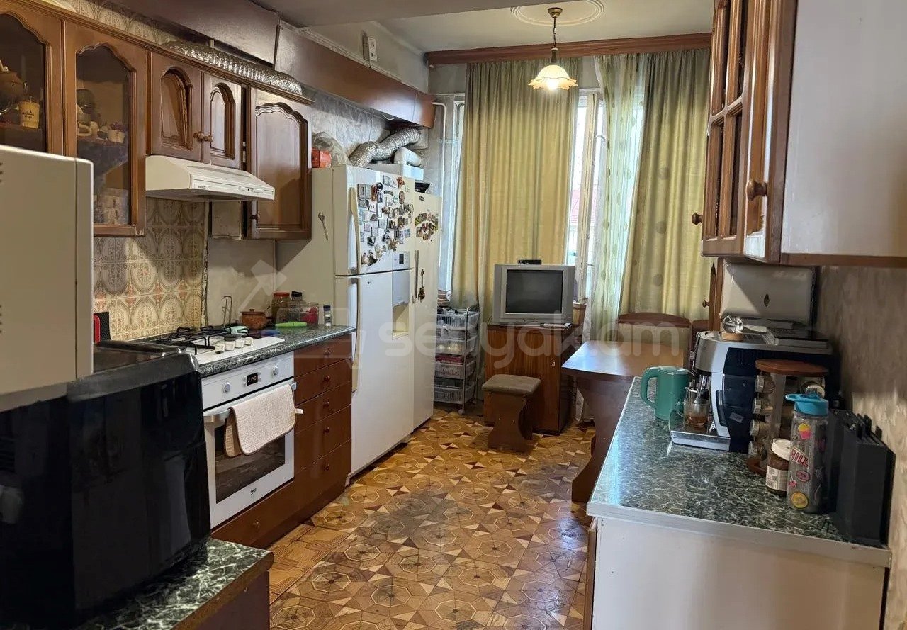 3 Սենյականոց Բնակարան, 94քմ, 6/9 հարկ, Կոսմետիկ Վերանորոգված