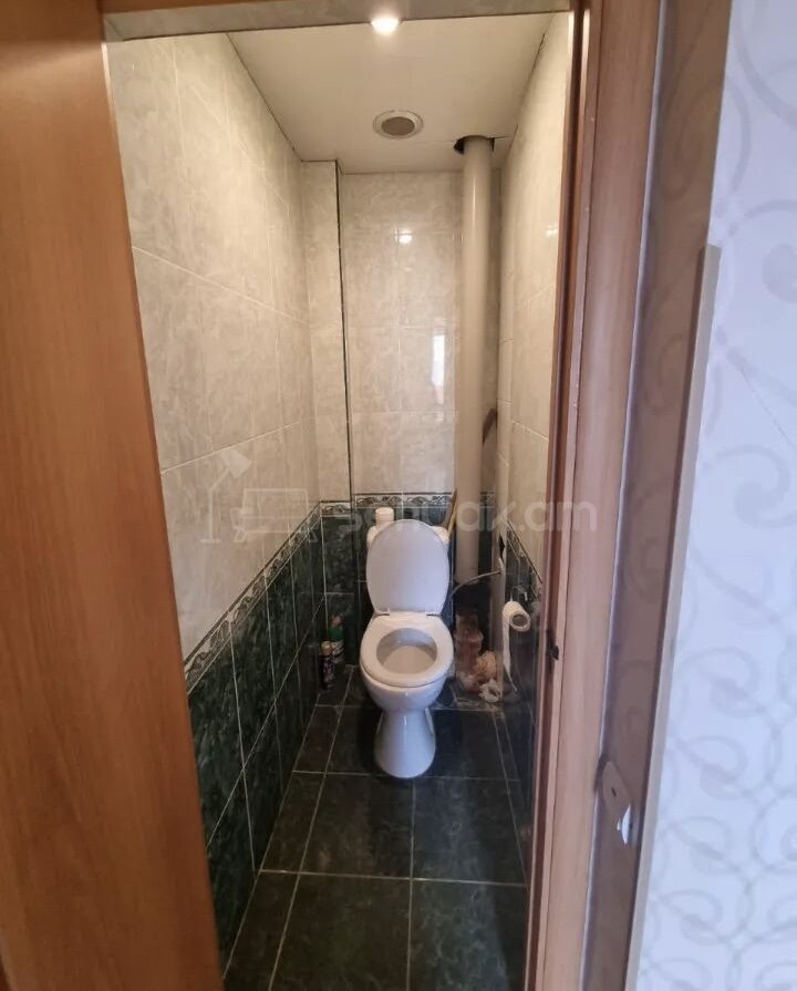 2 Սենյականոց Բնակարան, 74քմ, 3/9 հարկ, Կապիտալ Վերանորոգված, Կահավորված, Արևկող