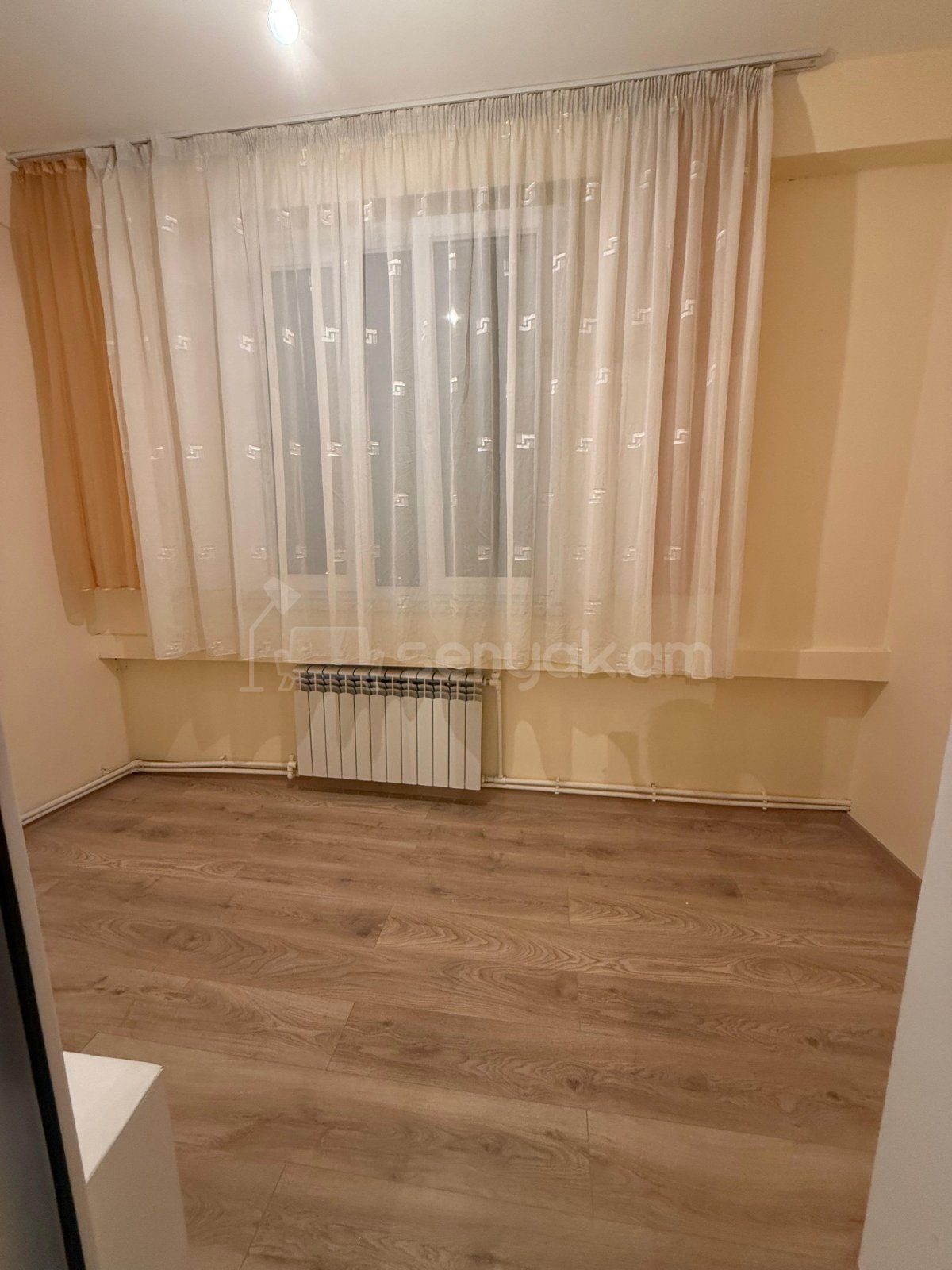 1 Սենյականոց Բնակարան, 57քմ, 9/9 հարկ, Կապիտալ Վերանորոգված, Կահավորված, Արևկող