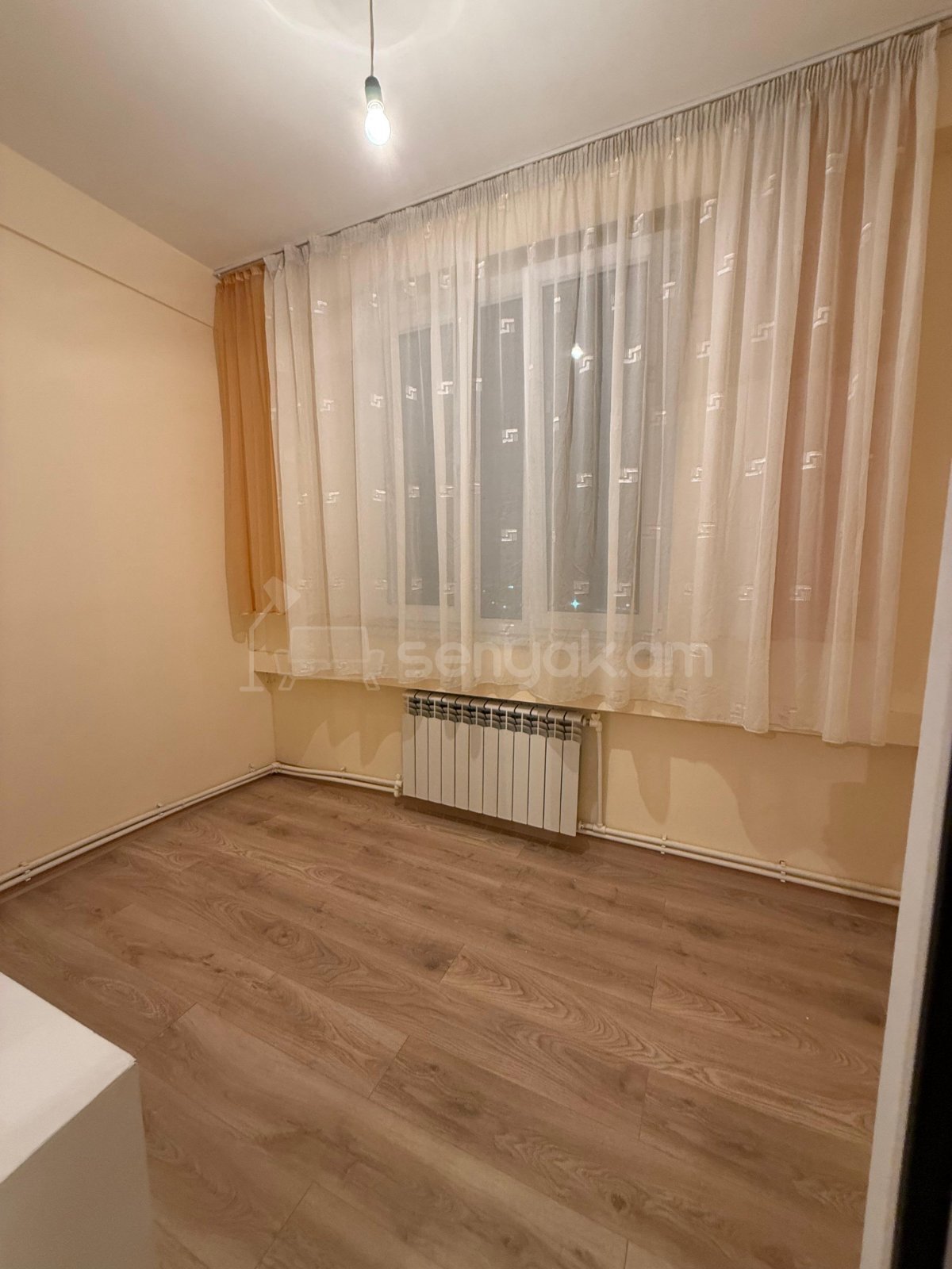 1 Սենյականոց Բնակարան, 57քմ, 9/9 հարկ, Կապիտալ Վերանորոգված, Կահավորված, Արևկող