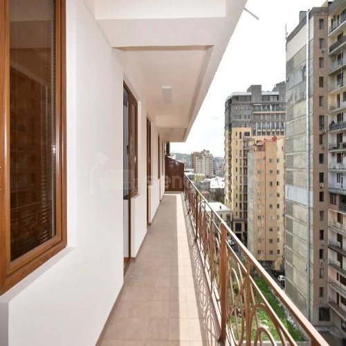 4 Սենյականոց Բնակարան Նորակառույցում, 131քմ, 9/13 հարկ, Կապիտալ Վերանորոգված, Կահավորված, Արևկող