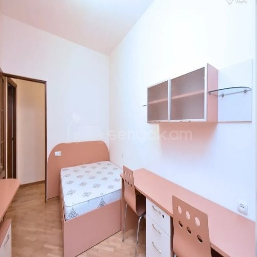 4 Սենյականոց Բնակարան Նորակառույցում, 131քմ, 9/13 հարկ, Կապիտալ Վերանորոգված, Կահավորված, Արևկող