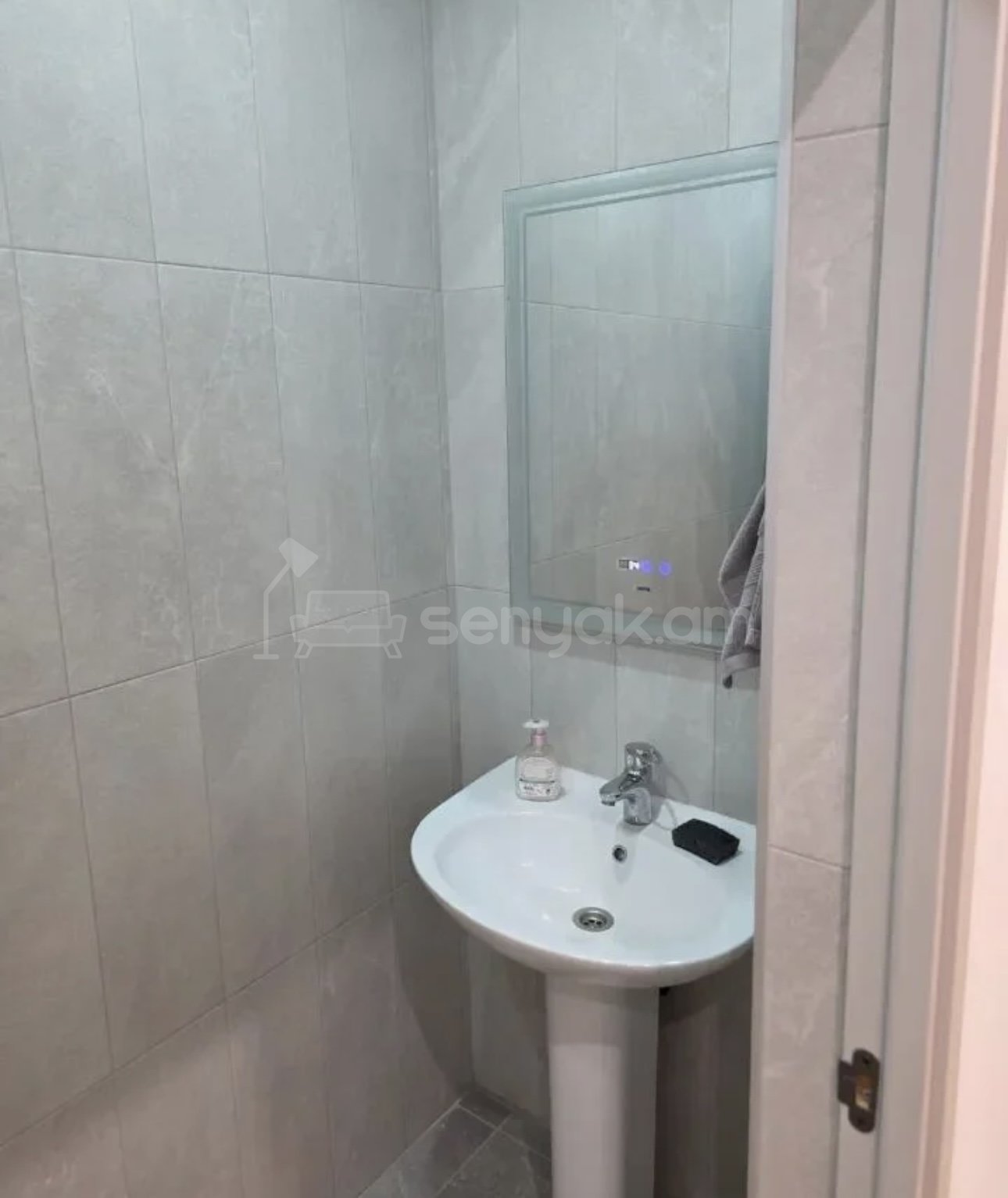 3 Սենյականոց Բնակարան, 79քմ, 5/13 հարկ, Դիզայներական Վերանորոգված