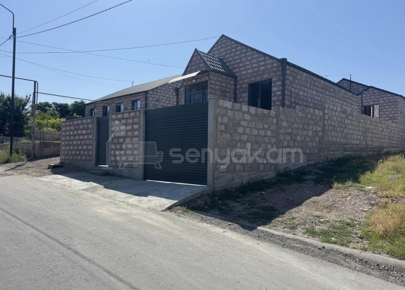 3 Սենյականոց Սեփական Տուն, 80քմ, Կապիտալ Վերանորոգված