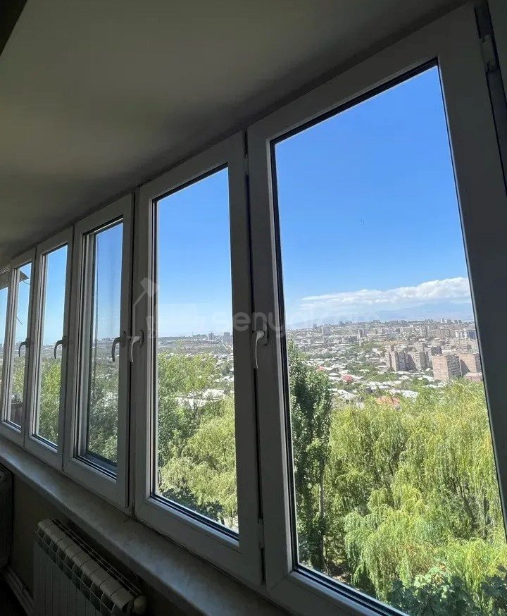 4 Սենյականոց Բնակարան, 84քմ, 5/9 հարկ, Նորմալ Վիճակում