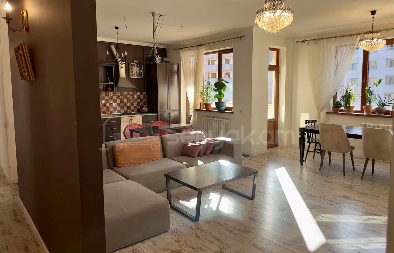 4 Սենյականոց Բնակարան Նորակառույցում, 122քմ, 11/14 հարկ, Կապիտալ Վերանորոգված