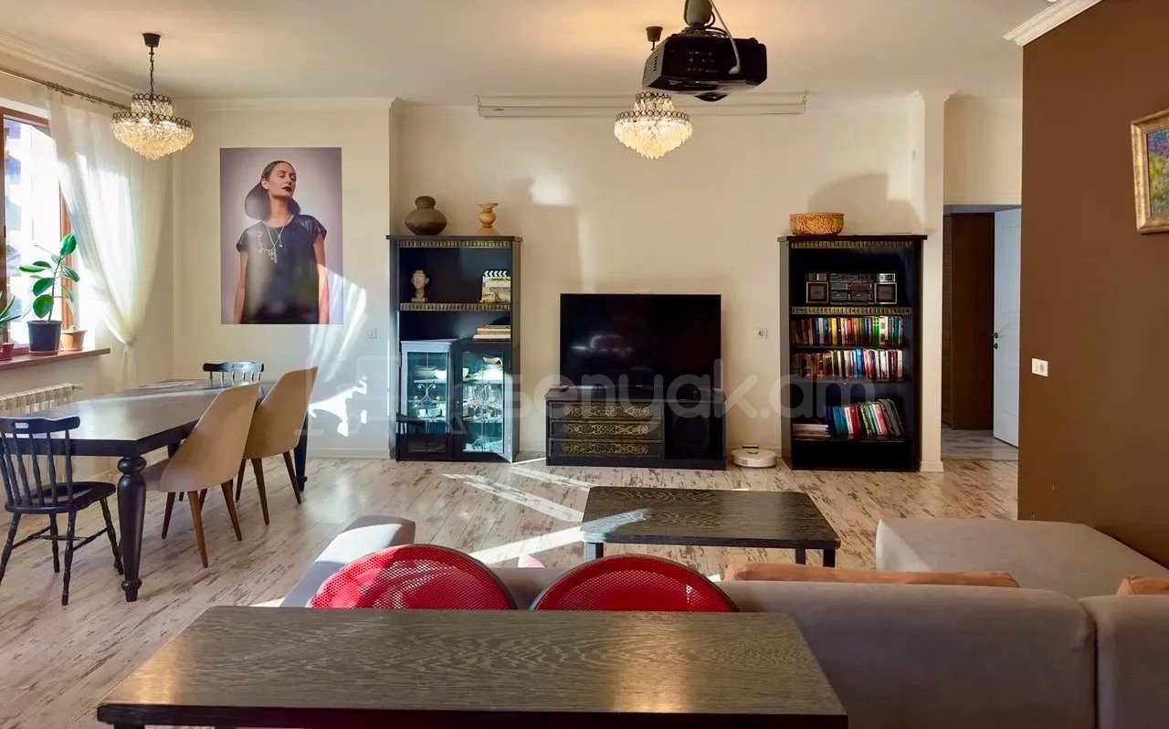 4 Սենյականոց Բնակարան Նորակառույցում, 122քմ, 11/14 հարկ, Կապիտալ Վերանորոգված