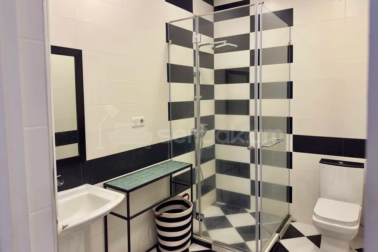 4 Սենյականոց Բնակարան Նորակառույցում, 122քմ, 11/14 հարկ, Կապիտալ Վերանորոգված