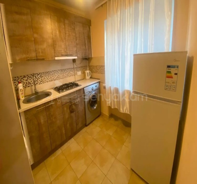 2 Սենյականոց Բնակարան Քարե Շենքում, 40քմ, 1/4 հարկ, Կապիտալ Վերանորոգված, Կահավորված, Արևկող