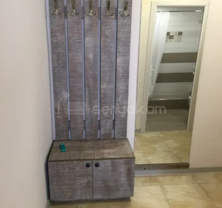 2 Սենյականոց Բնակարան Քարե Շենքում, 40քմ, 1/4 հարկ, Կապիտալ Վերանորոգված, Կահավորված, Արևկող