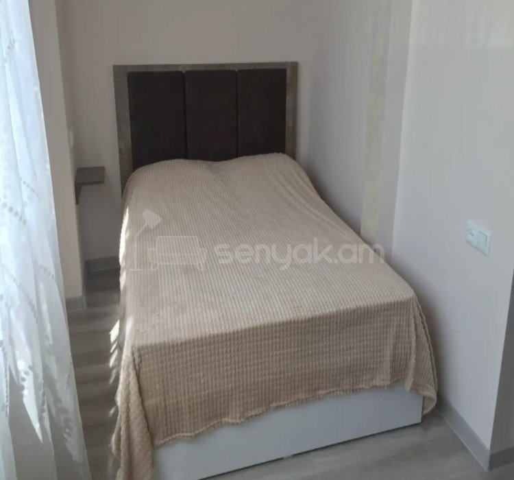 2 Սենյականոց Բնակարան Քարե Շենքում, 40քմ, 1/4 հարկ, Կապիտալ Վերանորոգված, Կահավորված, Արևկող