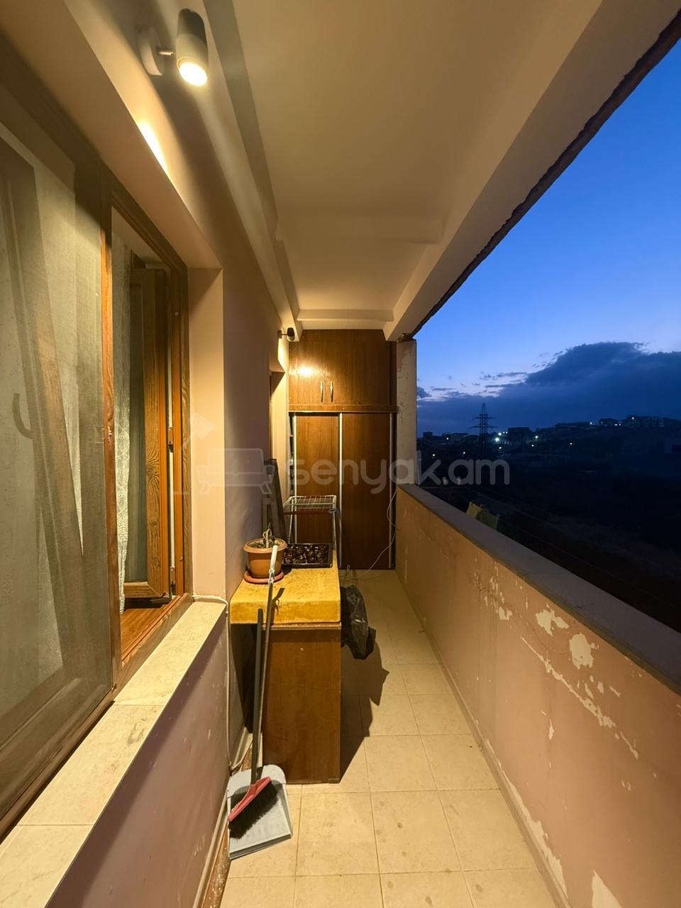 4 Սենյականոց Բնակարան, 96քմ, 8/9 հարկ, Կապիտալ Վերանորոգված, Կահավորված, Արևկող