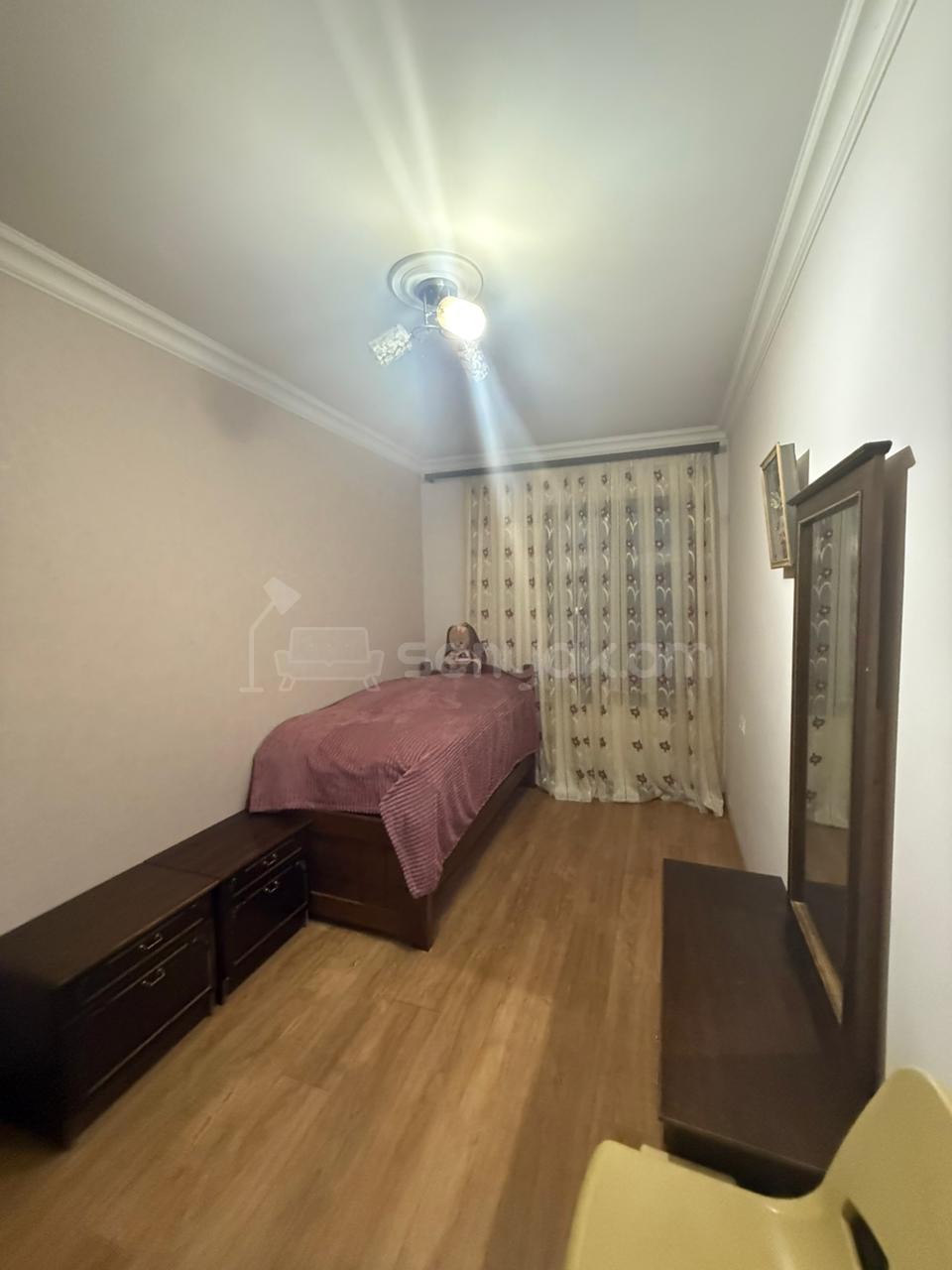 4 Սենյականոց Բնակարան, 96քմ, 8/9 հարկ, Կապիտալ Վերանորոգված, Կահավորված, Արևկող