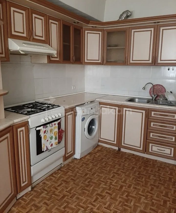 3 Սենյականոց Բնակարան, 70քմ, 4/9 հարկ, Կապիտալ Վերանորոգված, Կահավորված, Արևկող