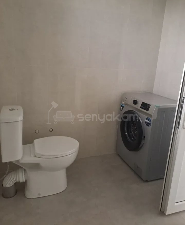 2 Սենյականոց Բնակարան Քարե Շենքում, 56քմ, 2/2 հարկ, Կապիտալ Վերանորոգված, Կահավորված