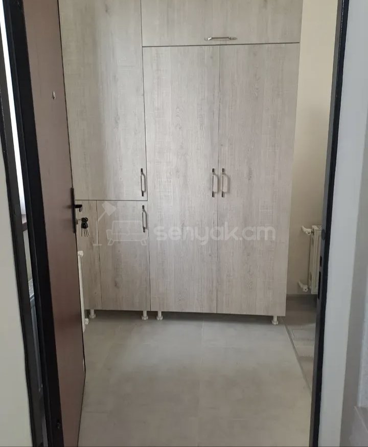 2 Սենյականոց Բնակարան Քարե Շենքում, 56քմ, 2/2 հարկ, Կապիտալ Վերանորոգված, Կահավորված