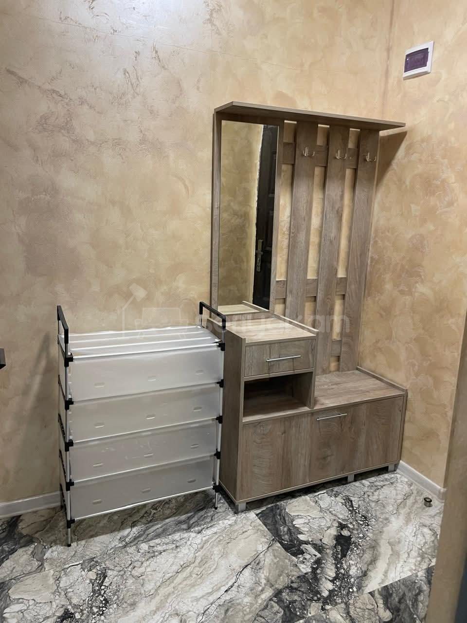 3 Սենյականոց Բնակարան Քարե Շենքում, 68քմ, 2/2 հարկ, Կապիտալ Վերանորոգված, Կահավորված, Արևկող