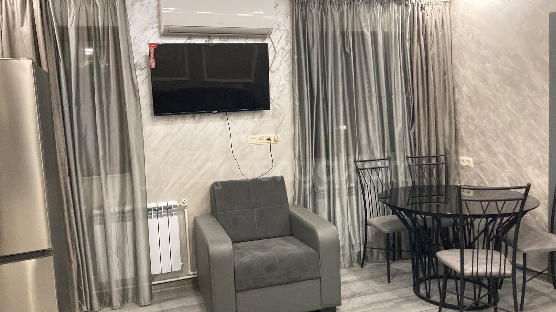 3 Սենյականոց Բնակարան Քարե Շենքում, 68քմ, 2/2 հարկ, Կապիտալ Վերանորոգված, Կահավորված, Արևկող