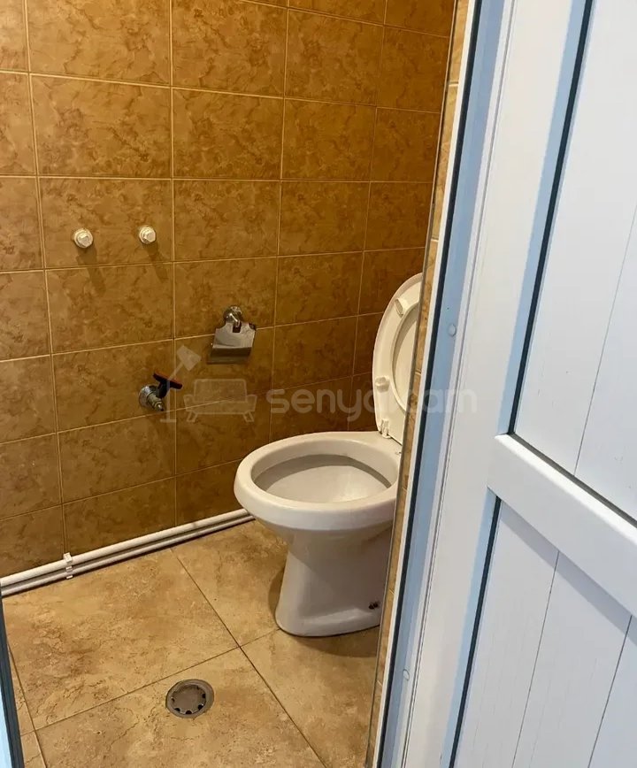 2 Սենյականոց Բնակարան Քարե Շենքում, 56քմ, 1/1 հարկ, Կապիտալ Վերանորոգված, Կահավորված