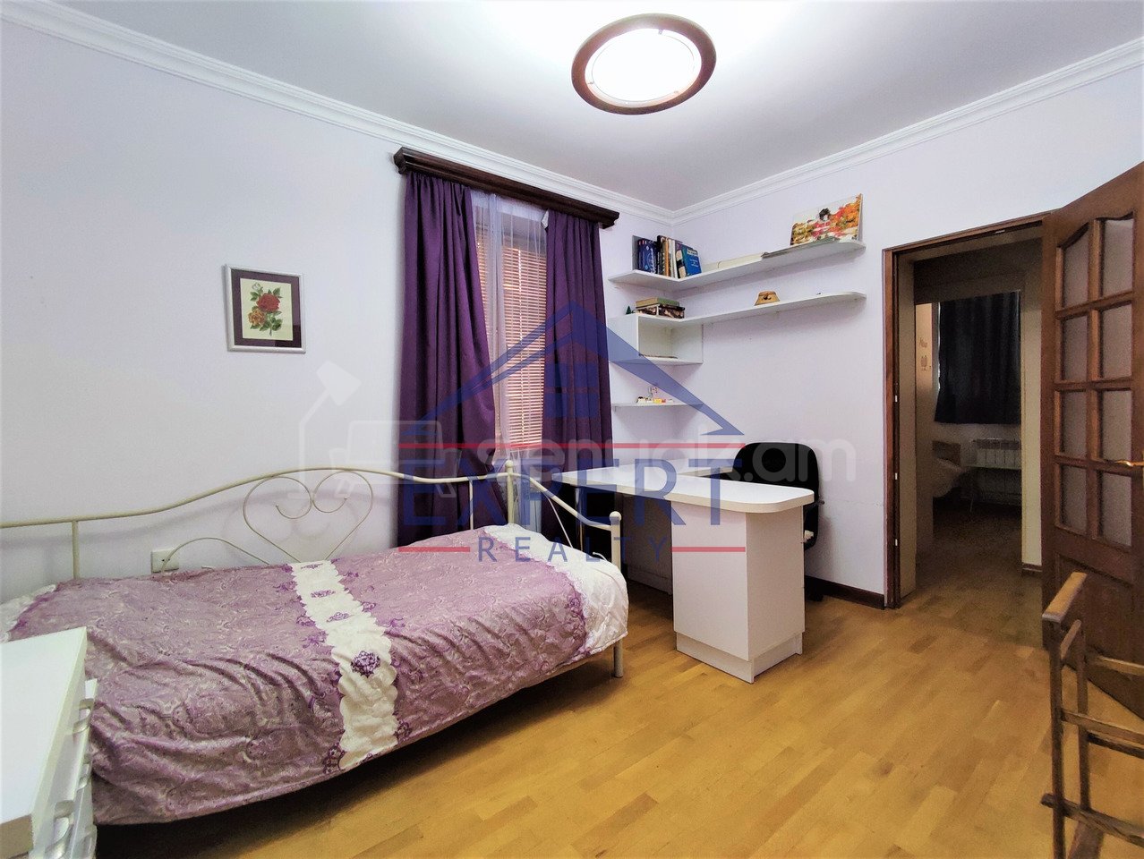 4 Սենյականոց Բնակարան Քարե Շենքում, 76քմ, 1/5 հարկ, Կապիտալ Վերանորոգված, Կահավորված, Արևկող