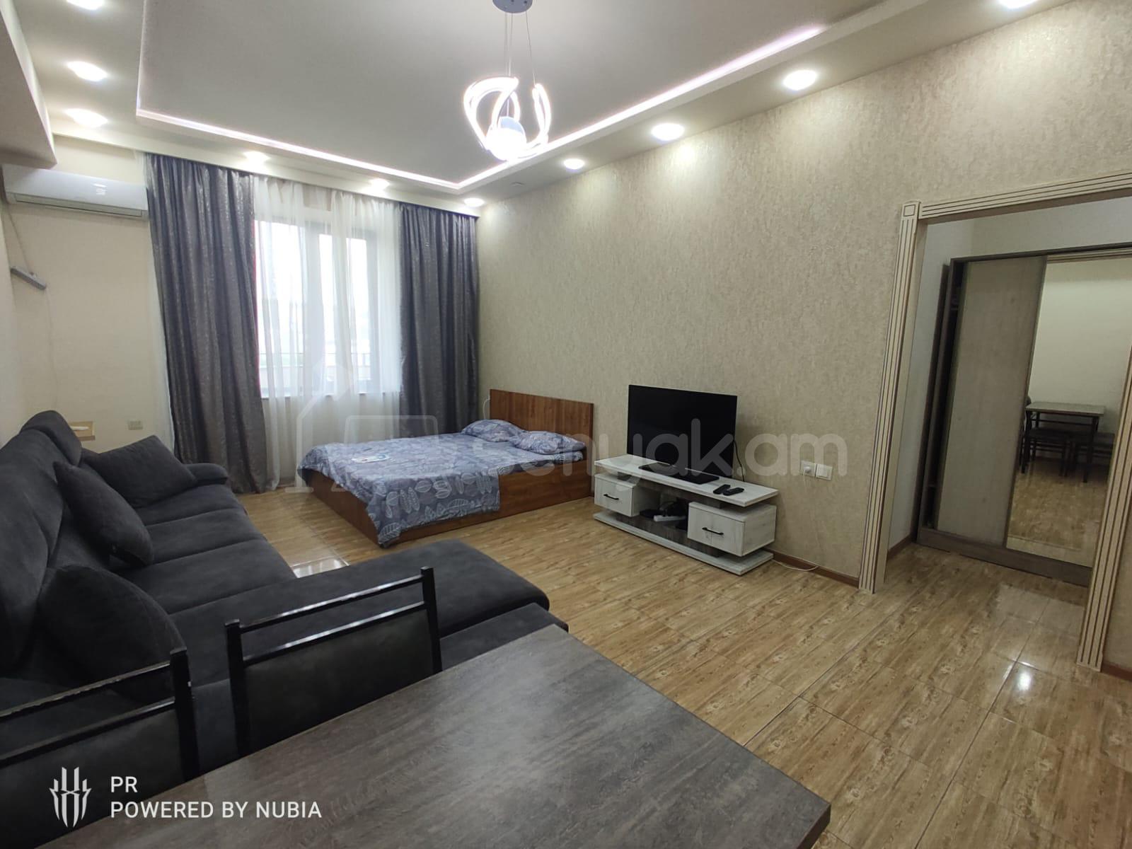 1 Սենյականոց Բնակարան Նորակառույցում, 40քմ, 4/15 հարկ, Դիզայներական Վերանորոգված