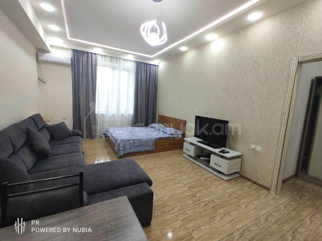 1 Սենյականոց Բնակարան Նորակառույցում, 40քմ, 4/15 հարկ, Դիզայներական Վերանորոգված