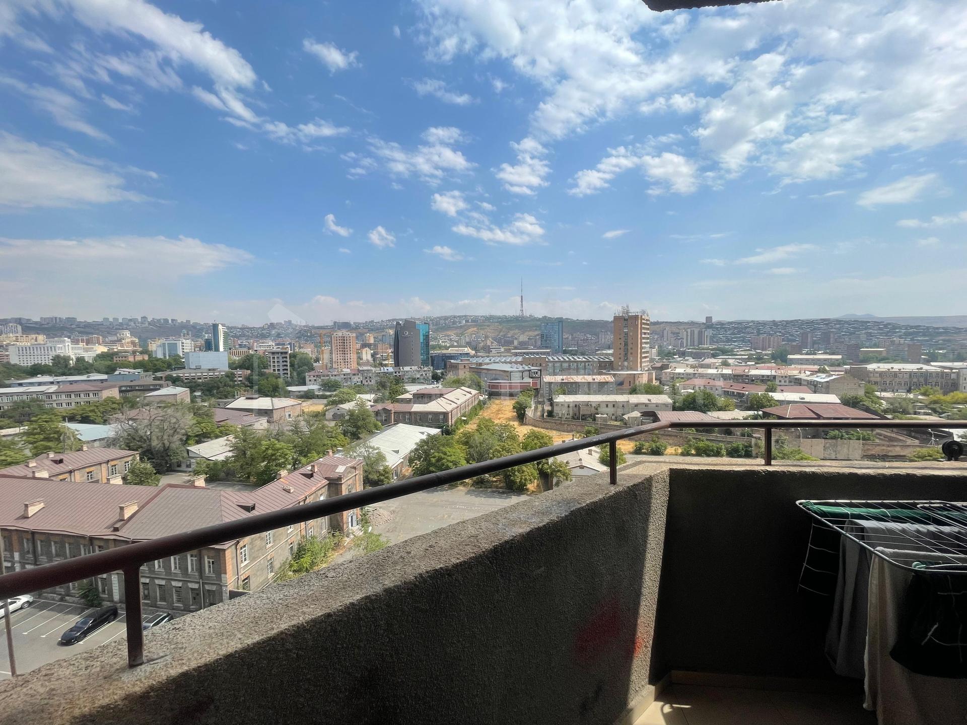 1 Սենյականոց Բնակարան Նորակառույցում, 40քմ, 4/15 հարկ, Դիզայներական Վերանորոգված