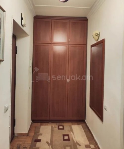 3 Սենյականոց Բնակարան Քարե Շենքում, 75քմ, 3/4 հարկ, Կոսմետիկ Վերանորոգված, Կահավորված, Արևկող