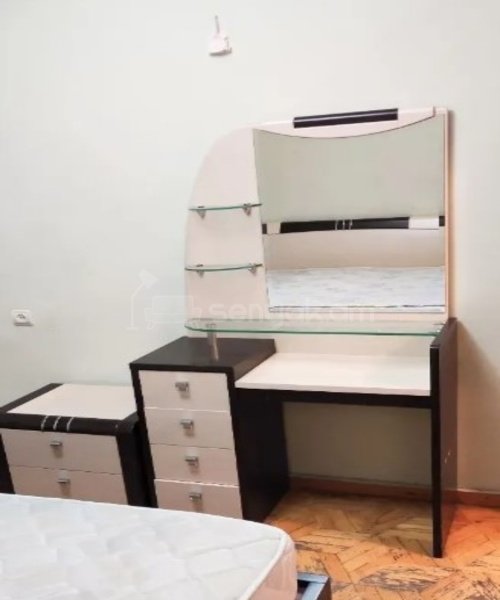 3 Սենյականոց Բնակարան Քարե Շենքում, 75քմ, 3/4 հարկ, Կոսմետիկ Վերանորոգված, Կահավորված, Արևկող