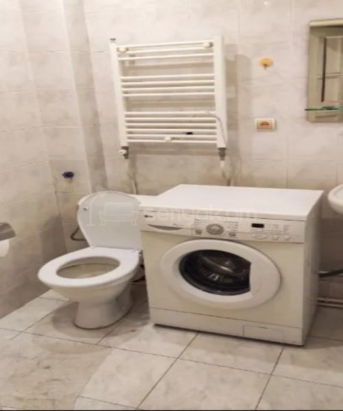 3 Սենյականոց Բնակարան Քարե Շենքում, 75քմ, 3/4 հարկ, Կոսմետիկ Վերանորոգված, Կահավորված, Արևկող