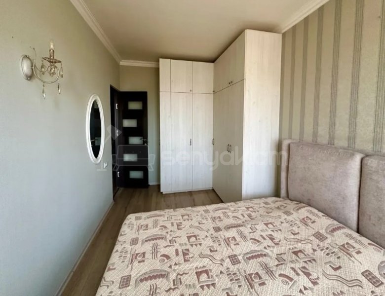 3 Սենյականոց Բնակարան Քարե Շենքում, 80քմ, 5/5 հարկ, Կապիտալ Վերանորոգված, Կահավորված, Արևկող