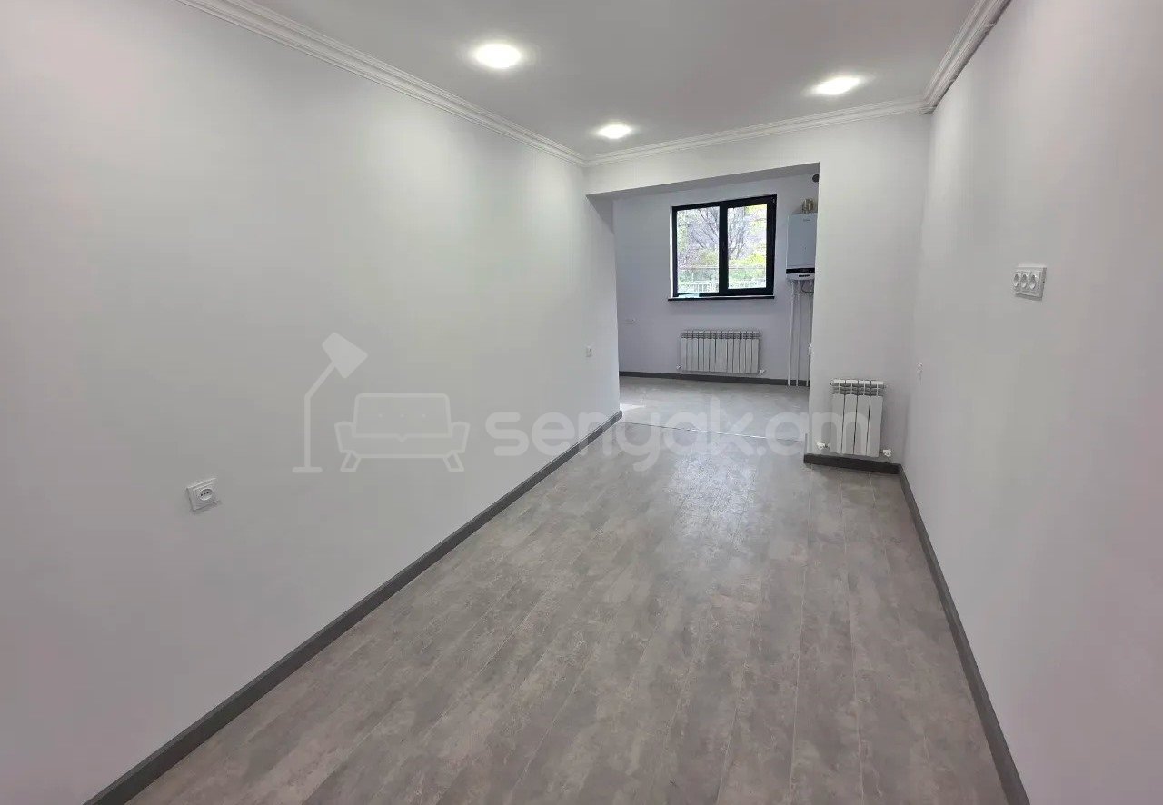 4 Սենյականոց Բնակարան, 88քմ, 3/14 հարկ, Նորմալ Վիճակում