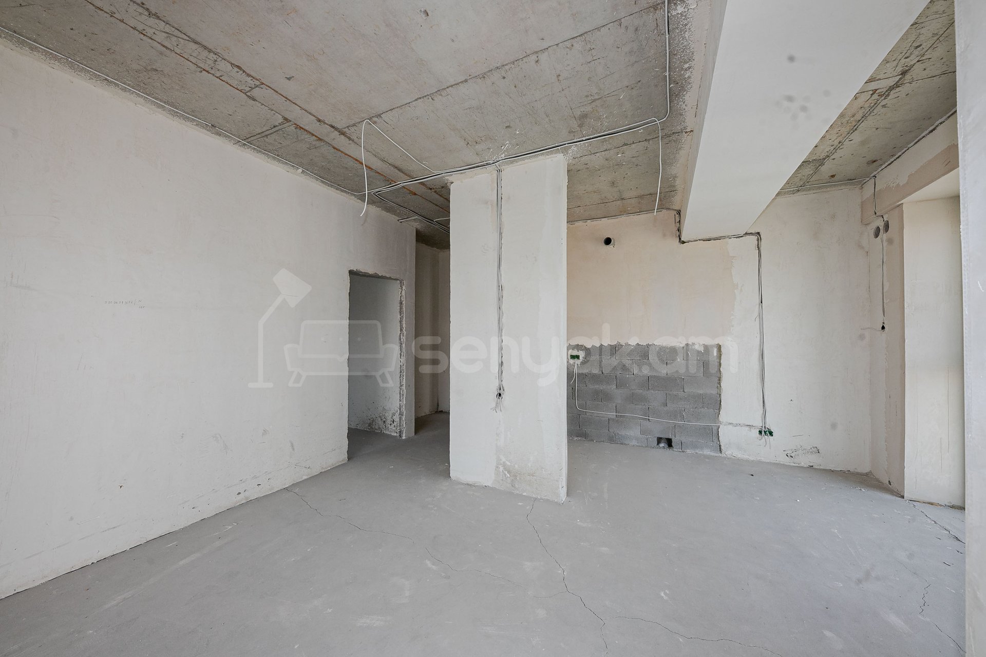 3 Սենյականոց Բնակարան Նորակառույցում, 90քմ, 5/18 հարկ, Զրոյական Վիճակում