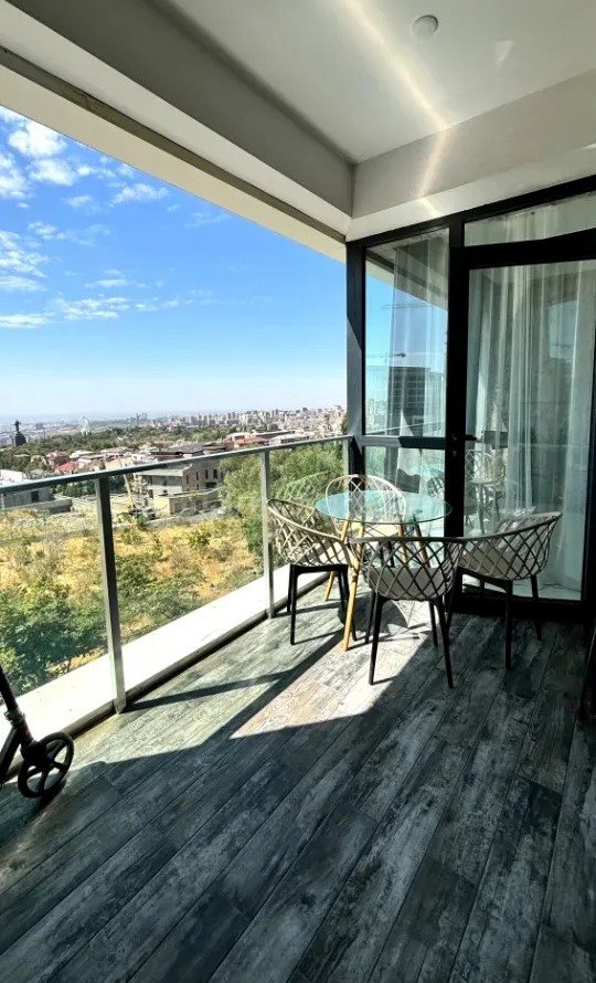 3 Սենյականոց Բնակարան, 60քմ, 4/16 հարկ, Դիզայներական Վերանորոգված