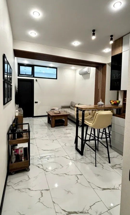 3 Սենյականոց Բնակարան, 60քմ, 4/16 հարկ, Դիզայներական Վերանորոգված